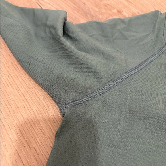 Lululemon Swiftly Size 2 - Picture 5 of 7